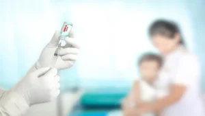 اللقاحات: كوفيد-19