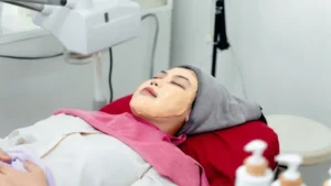 العناية بالبشرة: التقشير اللطيف